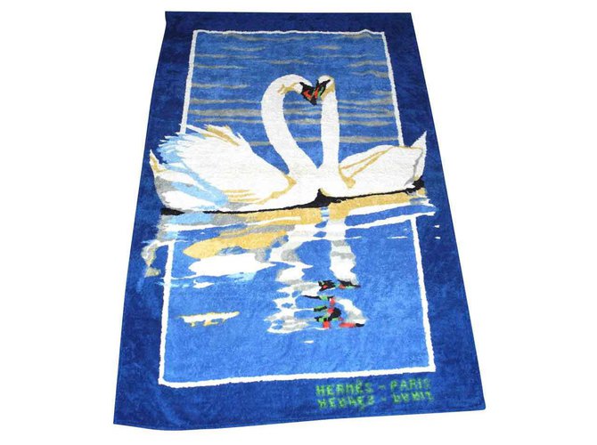Hermès blue sponge bath towel with beautiful condition swans decor White Cotton  ref.121305