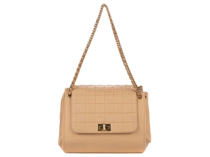 Lovely accordion Chanel bag in beige quilted lambskin, golden trim in very good condition!  ref.121535