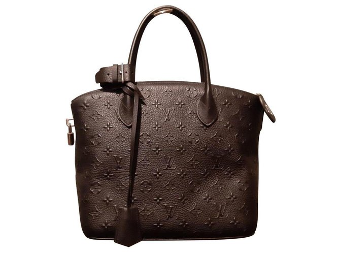 Louis Vuitton Handbags Black Leather  ref.121667