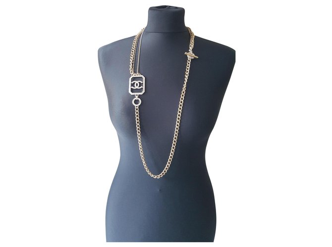 Chanel Long necklaces Silvery Golden Metal  ref.121670
