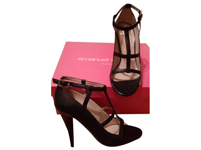 Sandali Emanuel Ungaro in pelle nera Nero