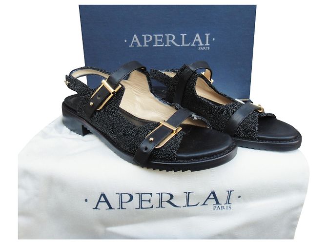 nuovi sandali Aperlai, boxed Nero