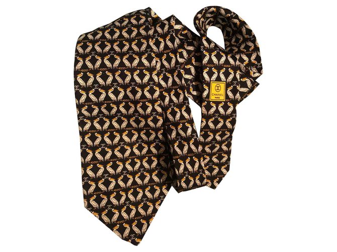 Chanel Cravatte Nero Giallo Seta  ref.122153