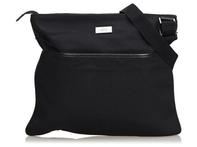 Gucci Black Nylon Crossbody Bag Leather Cloth  ref.122230