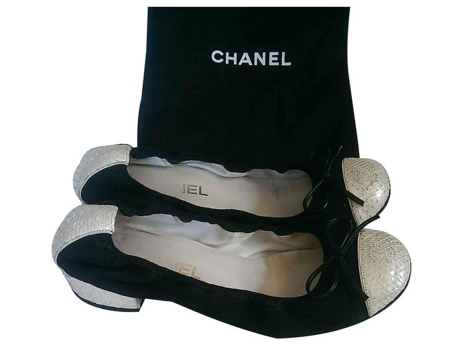 Chanel Talons Cuirs exotiques Toile Noir Beige  ref.122320