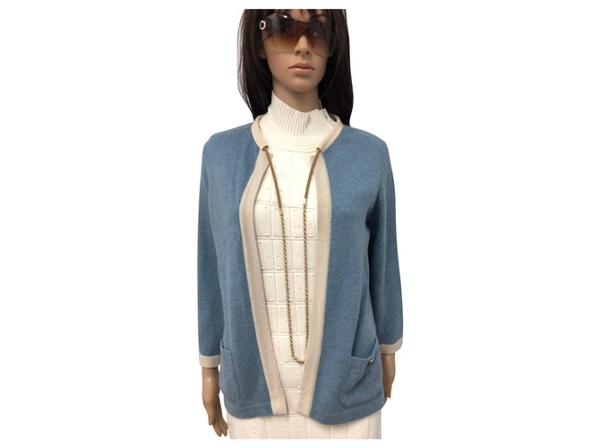 CHANEL Blue Cardigan with Gold Chain Gr.44 Cashmere Logo Light blue  ref.122390