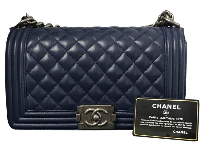 Boy Chanel Borse Blu Pelle  ref.122568