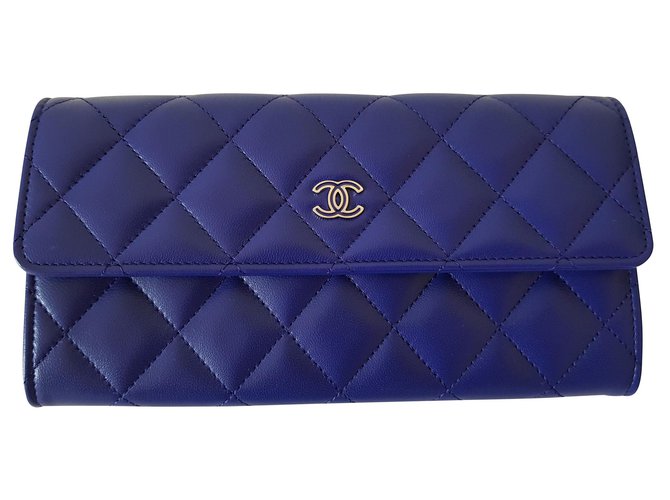 Zeitlose Chanel-Geldbörse aus neuem Leder Blau  ref.122981