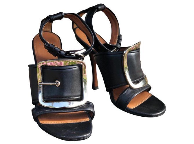 Givenchy fivela de sandália com saltos Preto Prata Couro Metal  ref.123035