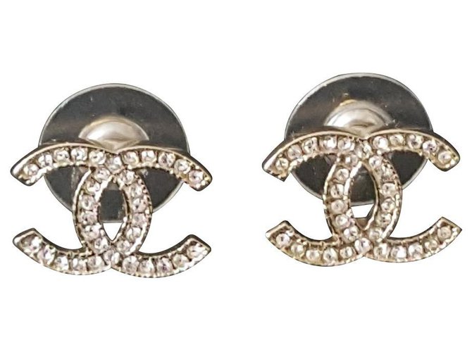 Boucles d'oreilles Chanel neuves Métal Doré  ref.123230