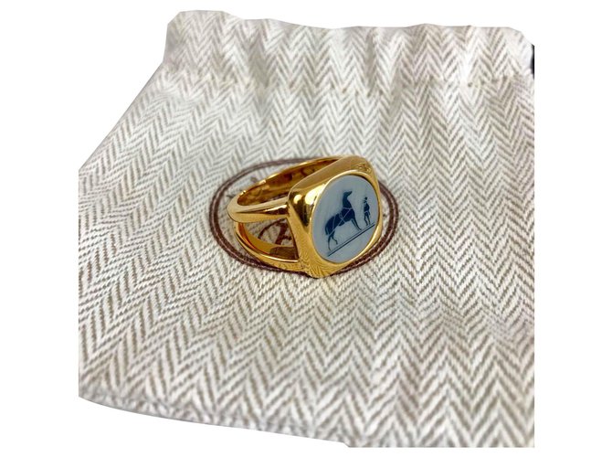 Hermès ring with gold signet ring Golden Metal  ref.123896