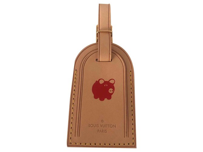 Louis Vuitton Amuletos bolsa Roja Beige Cuero  ref.123903