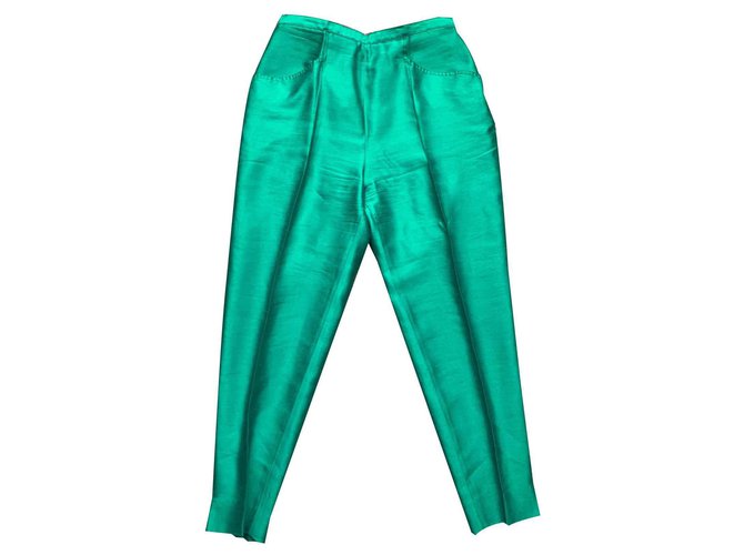 Burberry Pantalones, polainas Verde oscuro Seda  ref.123925