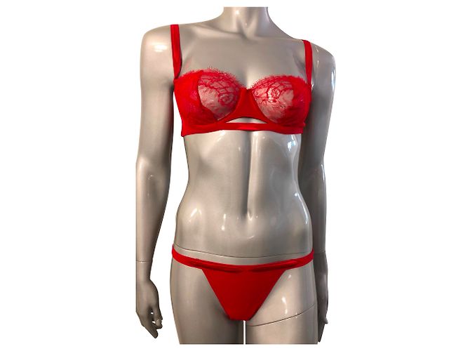 Autre Marque Set RC Rescentini in pizzo rosso Top e Tanga