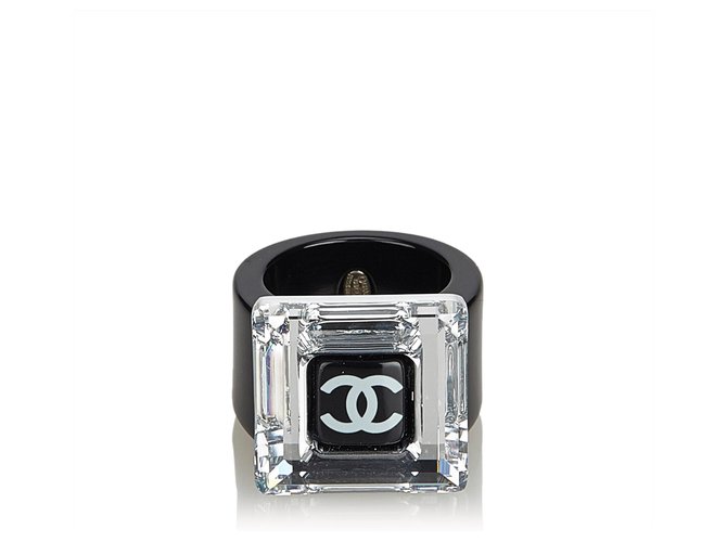 Chanel Black CC Ring Silvery Metal Plastic  ref.124426
