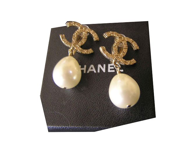 Chanel Clips Doré