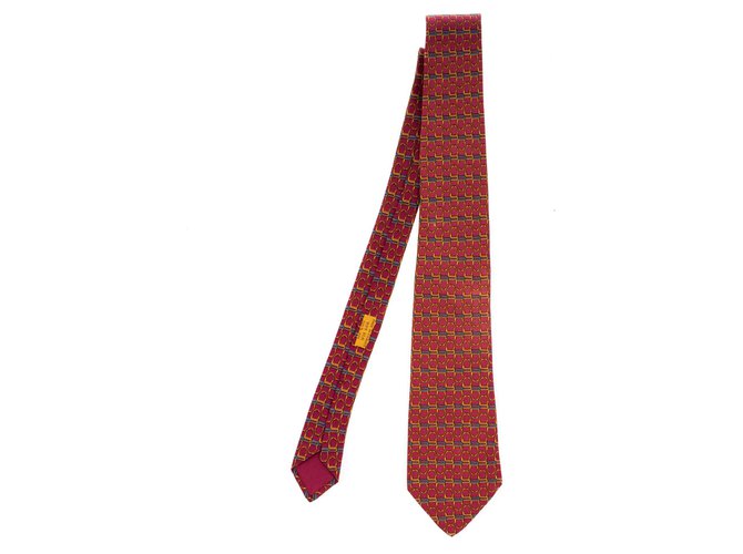 Cravate Hermès en soie imprimée en très bon état ! Rouge  ref.124706