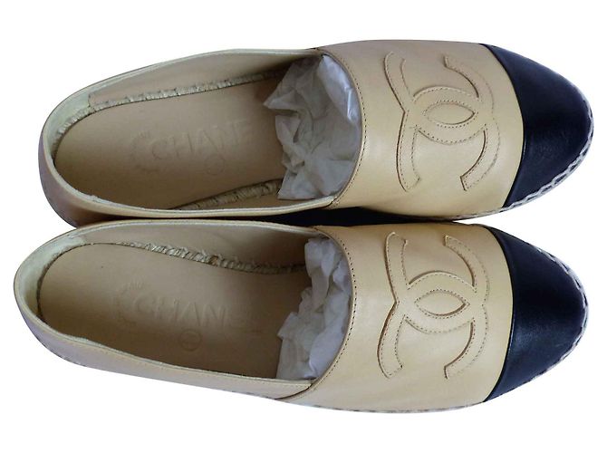 Chanel Espadrilles Beige Lammfell