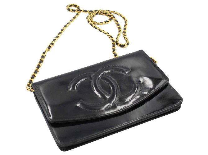 Wallet On Chain Chanel WOC Nero Pelle verniciata  ref.124885
