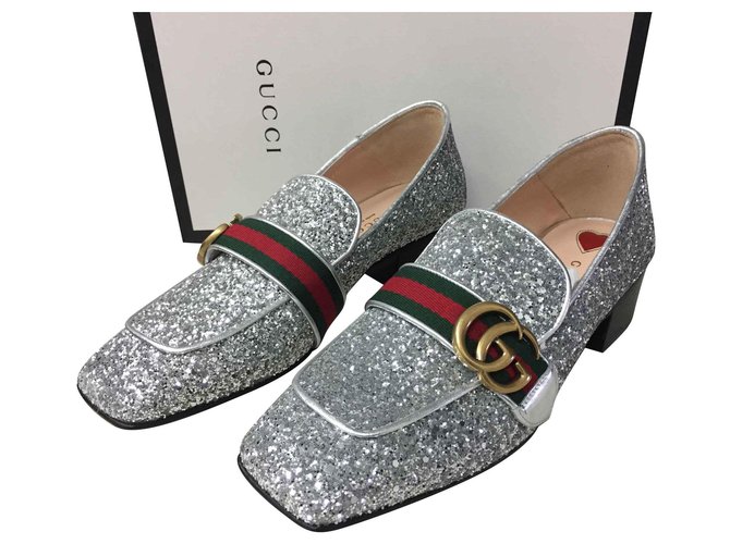 Gucci Marmont Plata Cuero  ref.124905