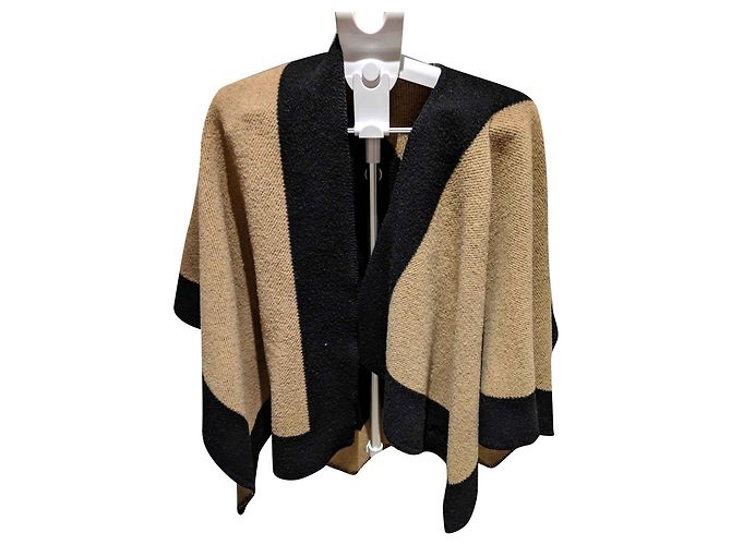 Burberry Poncho aus Kaschmir und Wolle Schwarz Caramel Karamell