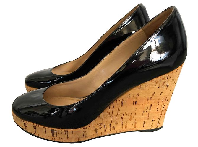 Saint Laurent Tribute Pumps Lackleder Schwarz