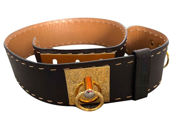 Cinto Céline Dog Collar Marrom Couro