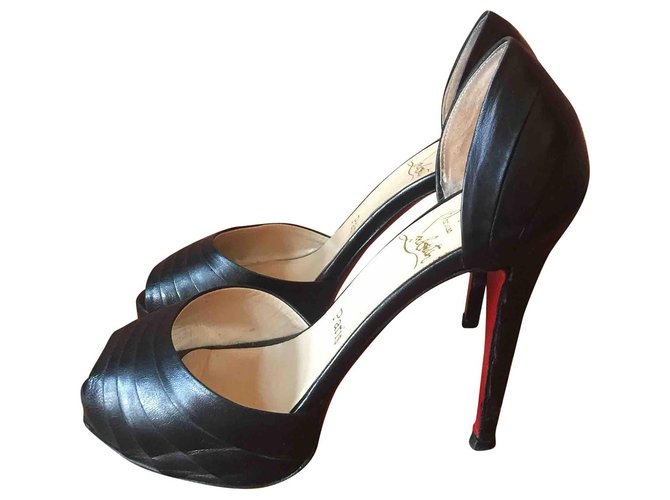 Christian Louboutin Heels Black Leather  ref.125630