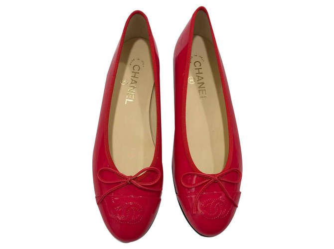Chanel Ballet flats Pink Patent leather  ref.125832