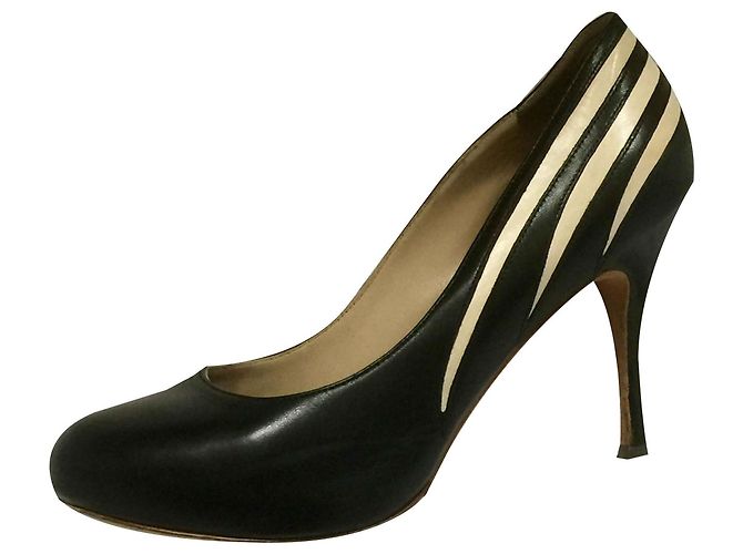 Alexander Mcqueen Bombas preto e branco