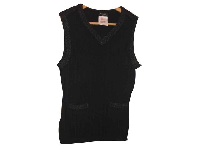 Chanel Tops Black Wool  ref.125853