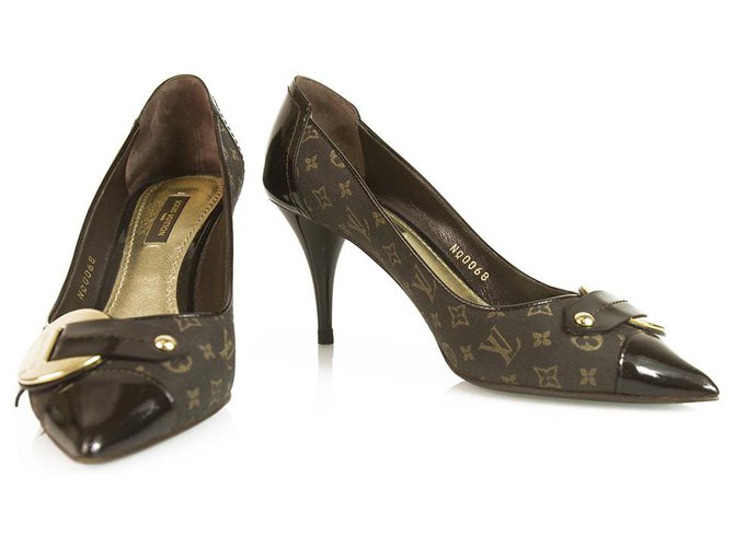 Louis Vuitton Brown Mini Lin Canvas & Leather Pointy Heels Size 37 pumps Shoes Cloth  ref.125915