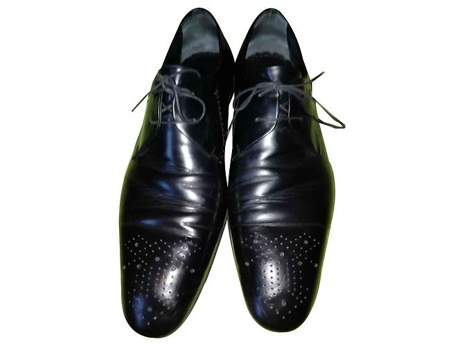 Louis Vuitton Scarpe stringate in pelle nera taglia 7 UK Nero