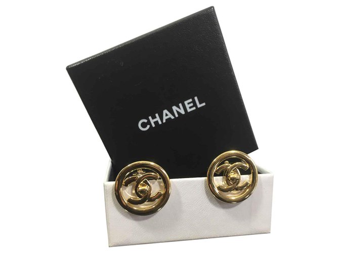Chanel Boucles d'oreilles Métal Doré  ref.126045