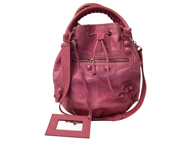 Neuer Balenciaga Pompon Pink Lammfell  ref.126854