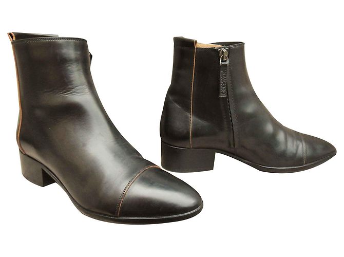 Sartore ankle boots worn once Black