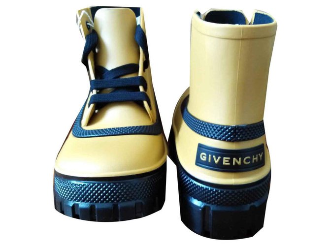 Givenchy boots 2019 best sale