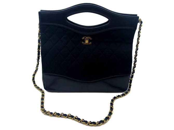 Chanel Vintage Tasche Schwarz Leder  ref.127013