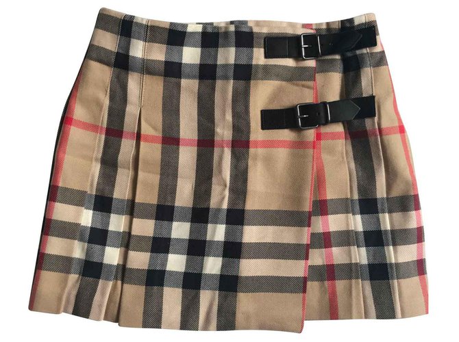 Burberry Skirts Beige Wool  ref.127208