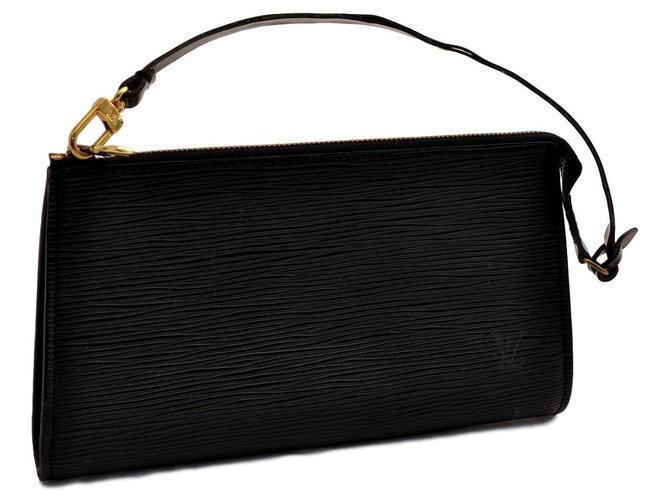 Louis Vuitton Pochette Accessoires Black Leather  ref.127219