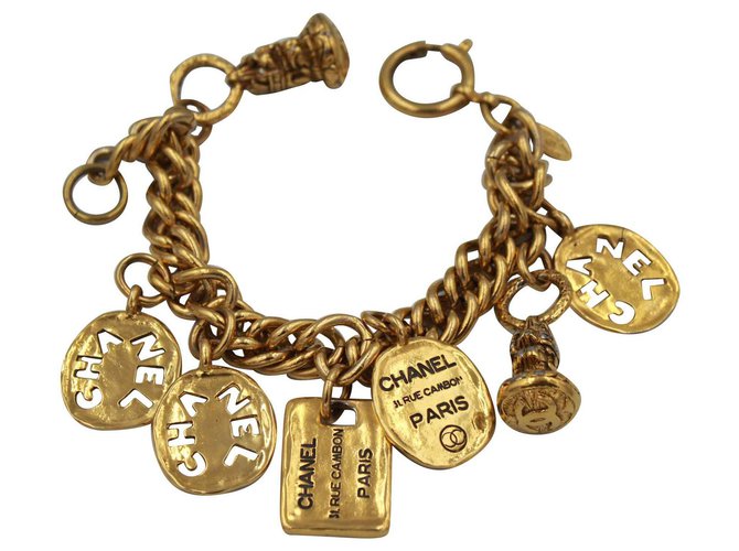 Chanel Vintage bracelet Golden Metal  ref.127241