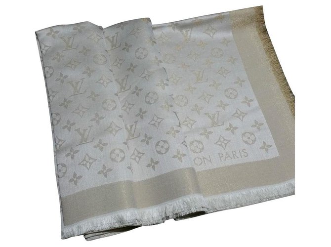 Louis Vuitton Écharpe monogramme Soie Beige  ref.127369