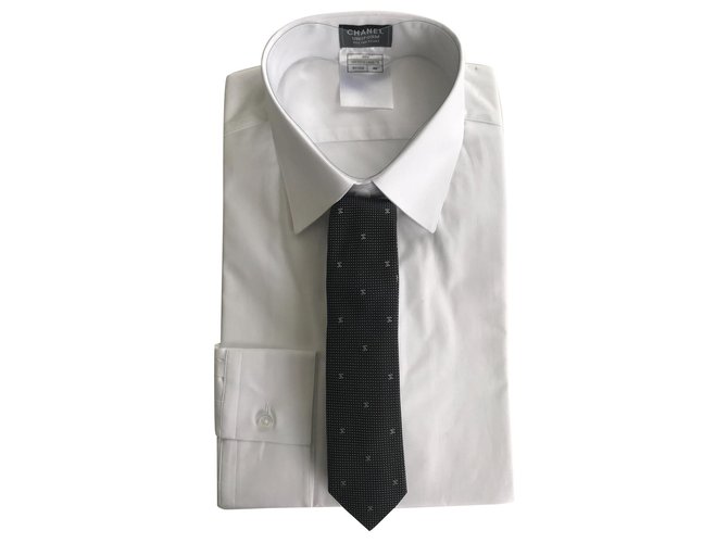 CHANEL TWO SHIRTS MEN LONG SLEEVES SIZE 40 & SA TIE . NEW ARTICLES White Cotton  ref.127384