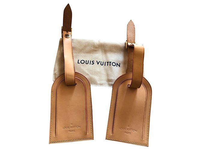 2 Louis Vuitton label holder Beige