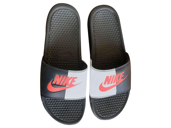 Sandali Nike Benassi Neri Nero