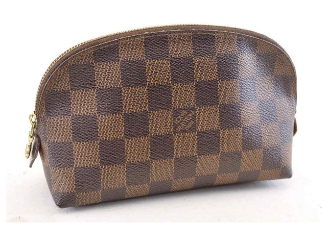 Louis Vuitton Pochette Cosmetique Brown Cloth  ref.128169