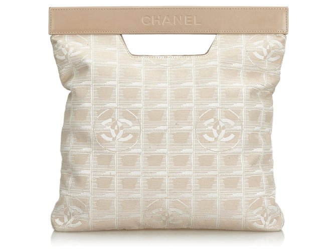 Chanel Brown New Travel Line Bolsa De Nylon Marrom Bege Couro Pano  ref.128253