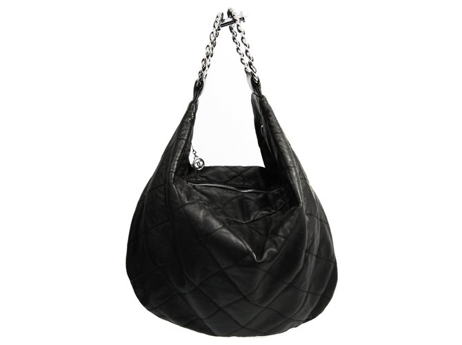 Chanel preto acolchoado bolsa de pele de carneiro Couro  ref.128404