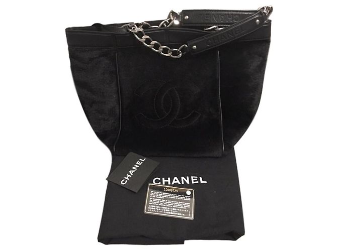 Bolsa Chanel em couro exótico cor de avelã