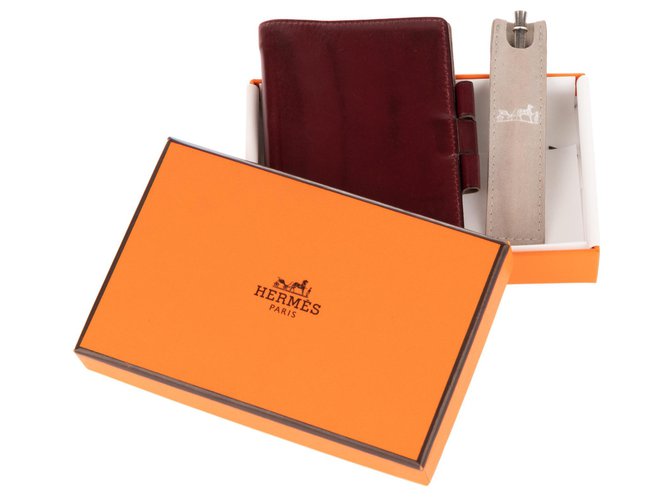 Hermès Hermes vintage PM diary holder in burgundy box leather Dark red  ref.128791